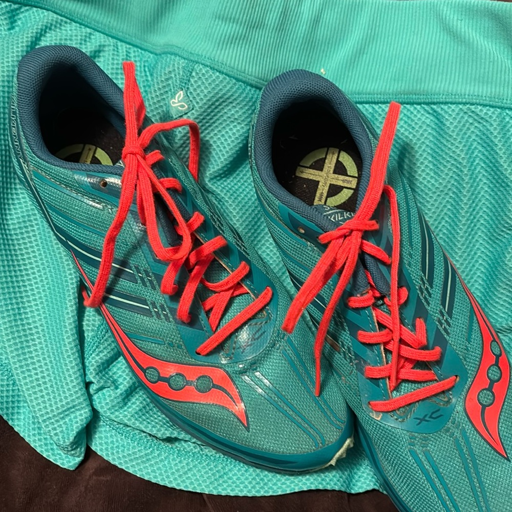 Euc saucony Kilkenny xc7 size 8.5 turquoise